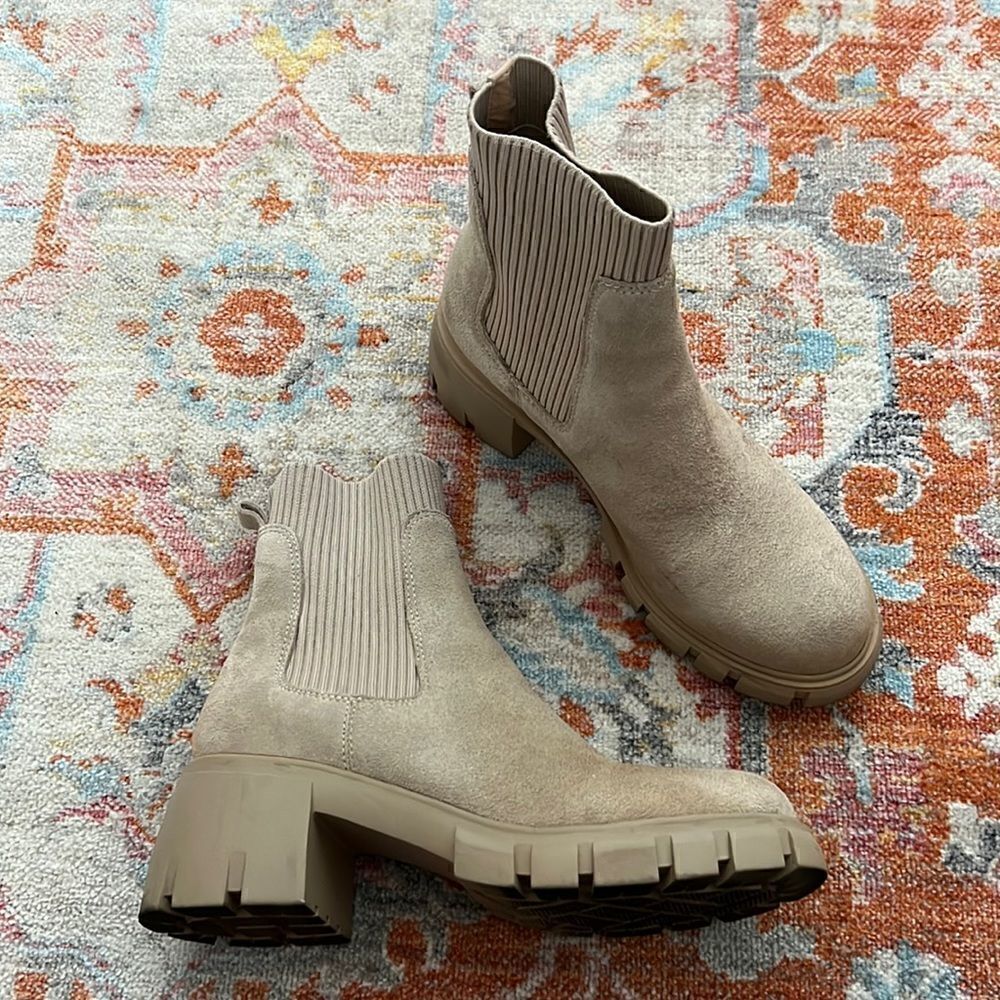 Steve Madden Hutch Suede Boot - Sand